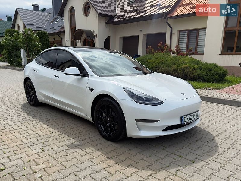 Седан Tesla Model 3 2021 в Хмельницком фото 4 Седан Tesla Model 3 2021 в Хмельницком