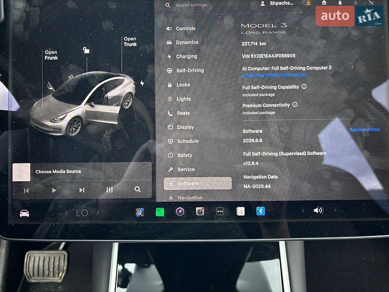 Седан Tesla Model 3 2018 в Долине
