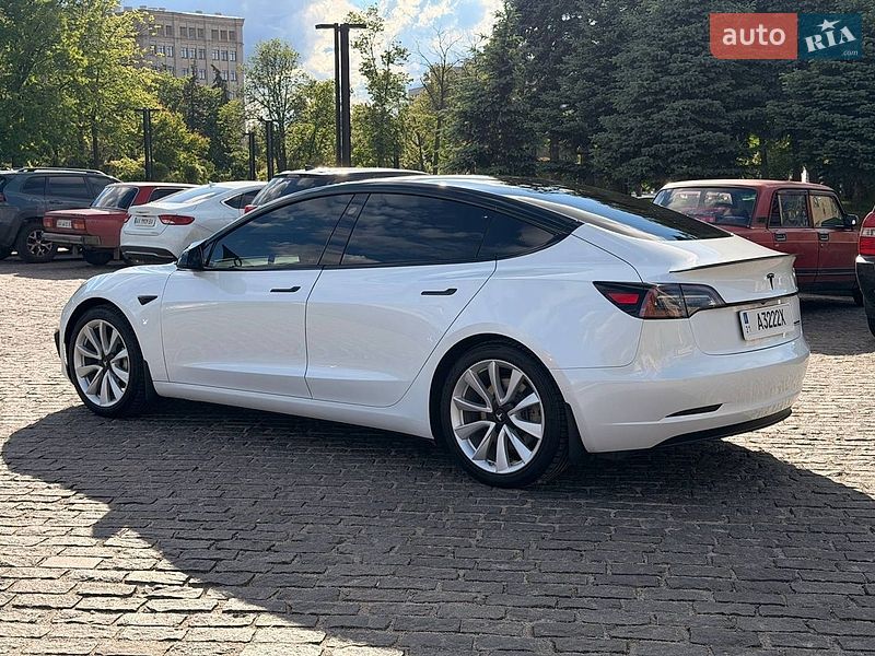 Седан Tesla Model 3 2019 в Харькове