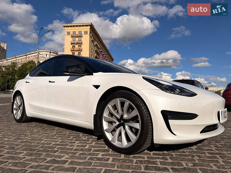 Седан Tesla Model 3 2019 в Харькове