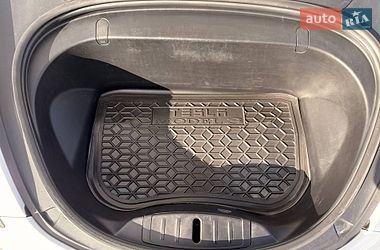 Седан Tesla Model 3 2019 в Харькове