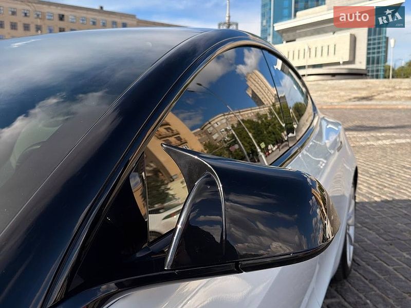 Седан Tesla Model 3 2019 в Харькове