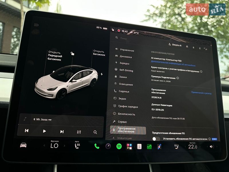 Седан Tesla Model 3 2019 в Ужгороде