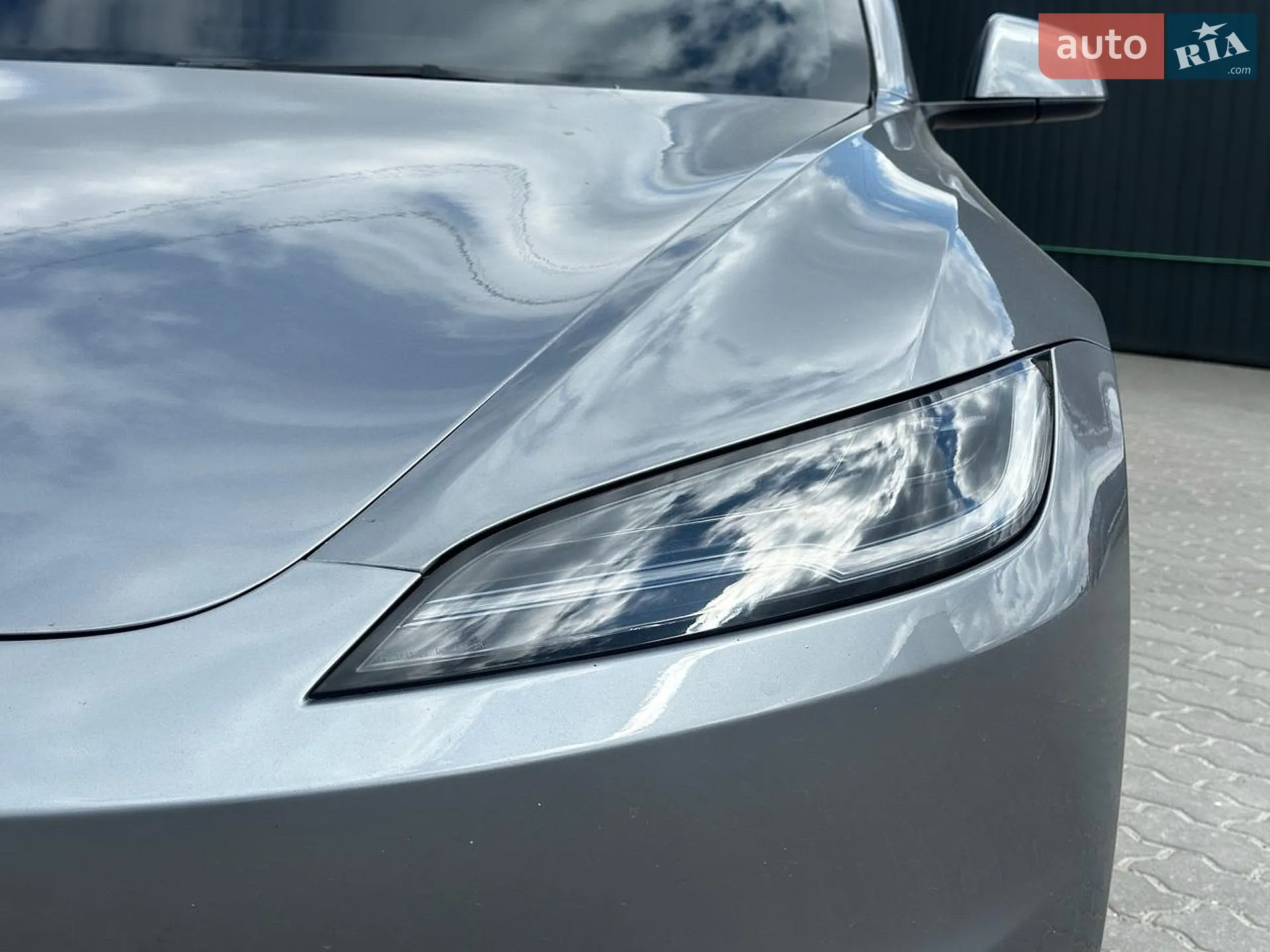 2025 Tesla Model 3 - мініатюра 3