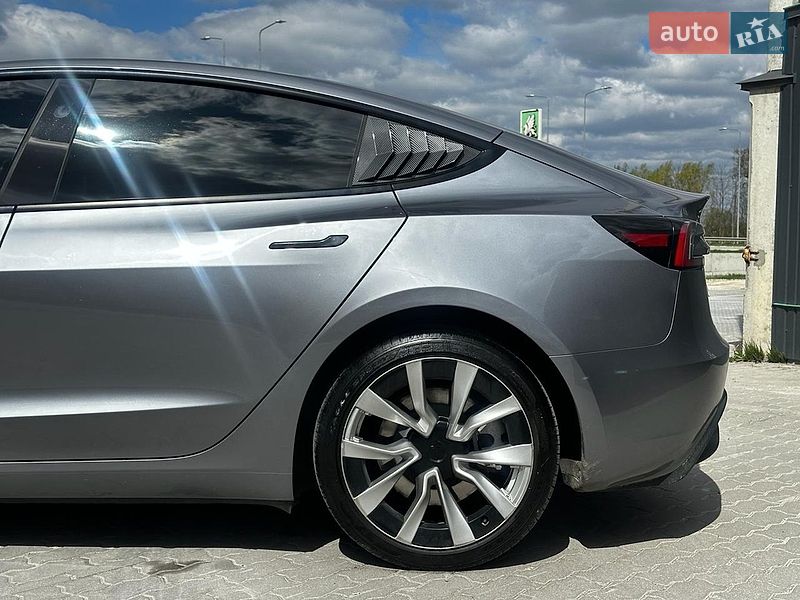 Седан Tesla Model 3 2025 в Львове фото 6 Седан Tesla Model 3 2025 в Львове