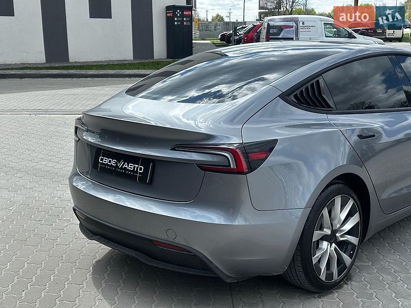 Седан Tesla Model 3 2025 в Львове фото 9 Седан Tesla Model 3 2025 в Львове