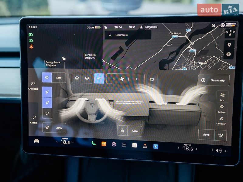 Седан Tesla Model 3 2021 в Стрию