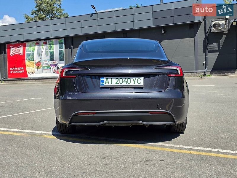 Седан Tesla Model 3 2024 в Киеве