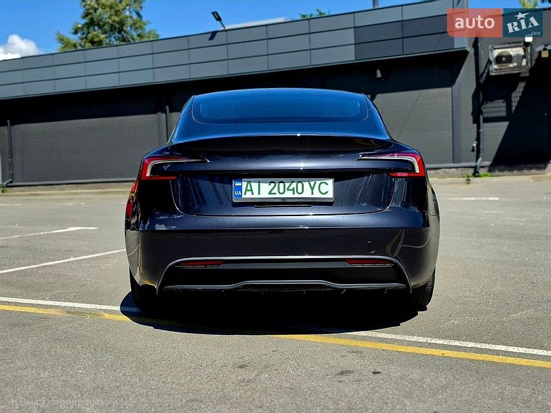 Седан Tesla Model 3 2024 в Киеве