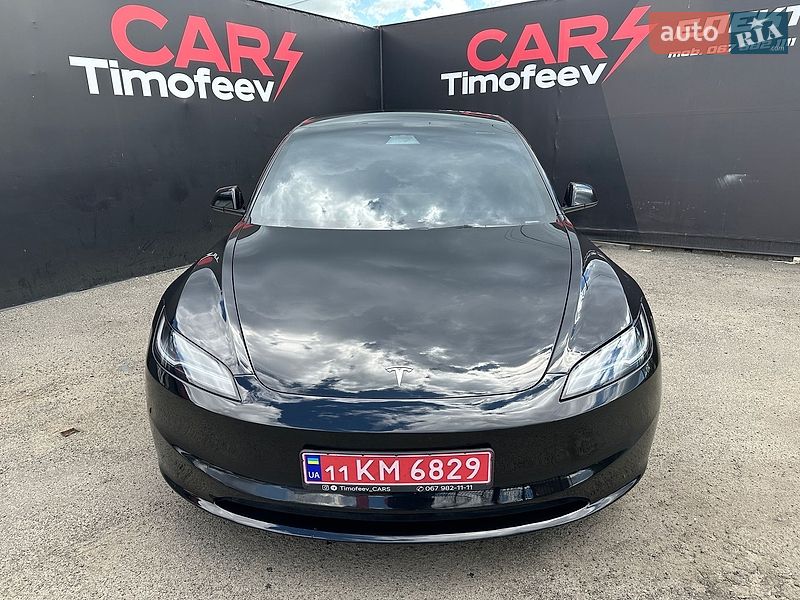 Седан Tesla Model 3 2025 в Києві
