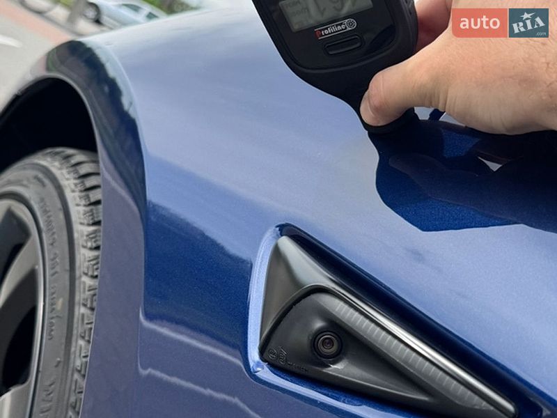 Седан Tesla Model 3 2022 в Виннице