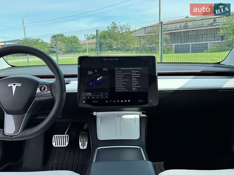 Седан Tesla Model 3 2022 в Виннице
