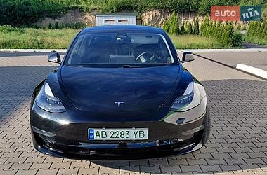 Седан Tesla Model 3 2022 в Калиновке