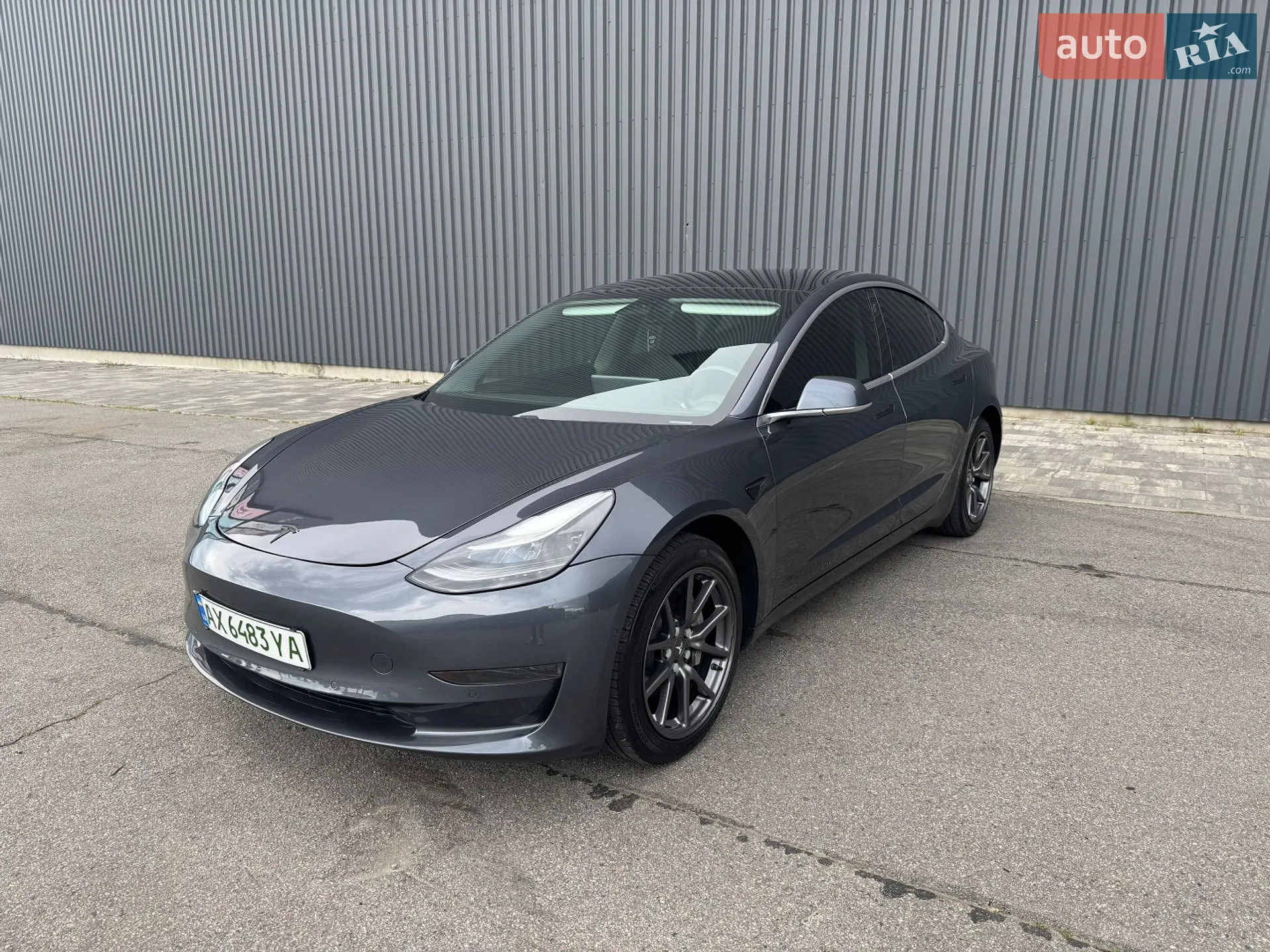 2019 Tesla Model 3 - фото 1
