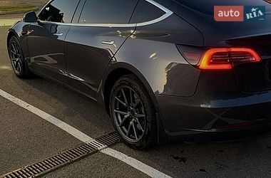 Седан Tesla Model 3 2018 в Борисполе
