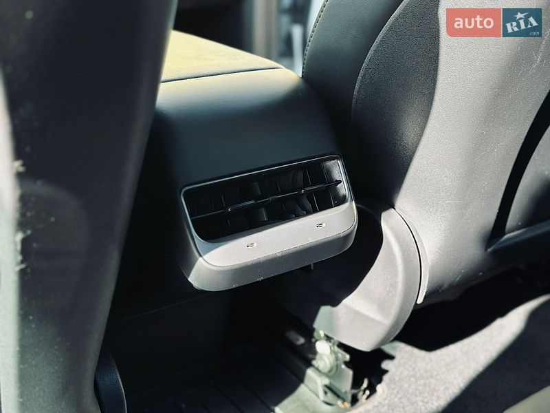 Седан Tesla Model 3 2020 в Кропивницком фото 19 Седан Tesla Model 3 2020 в Кропивницком