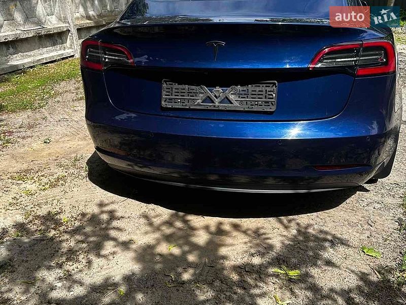 Седан Tesla Model 3 2019 в Києві