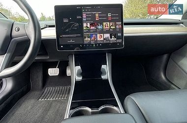 Седан Tesla Model 3 2019 в Одесі