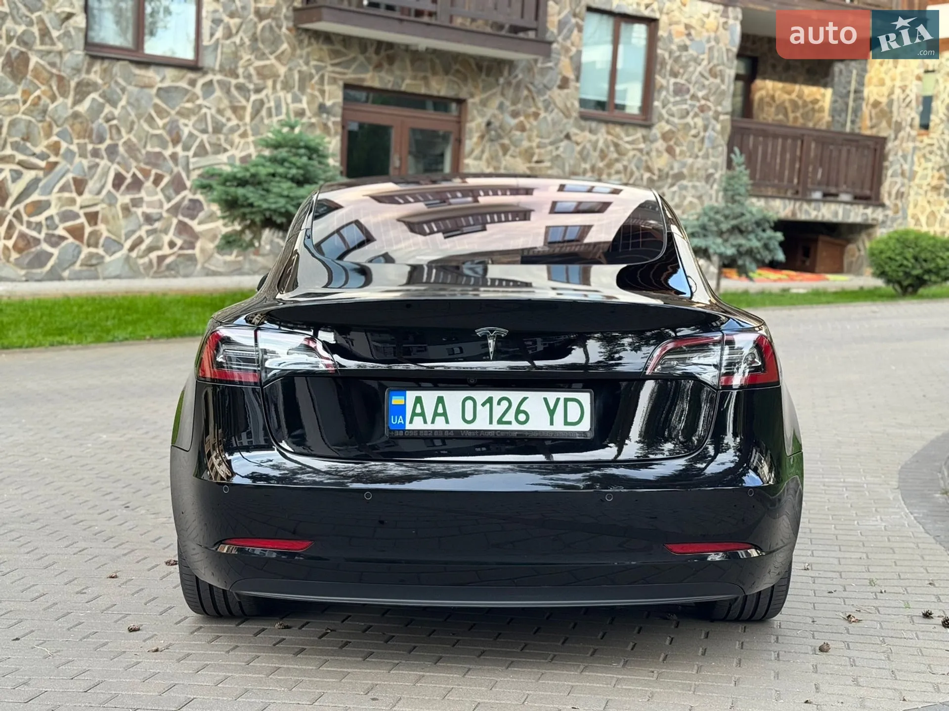 2018 Tesla Model 3 - мініатюра 4