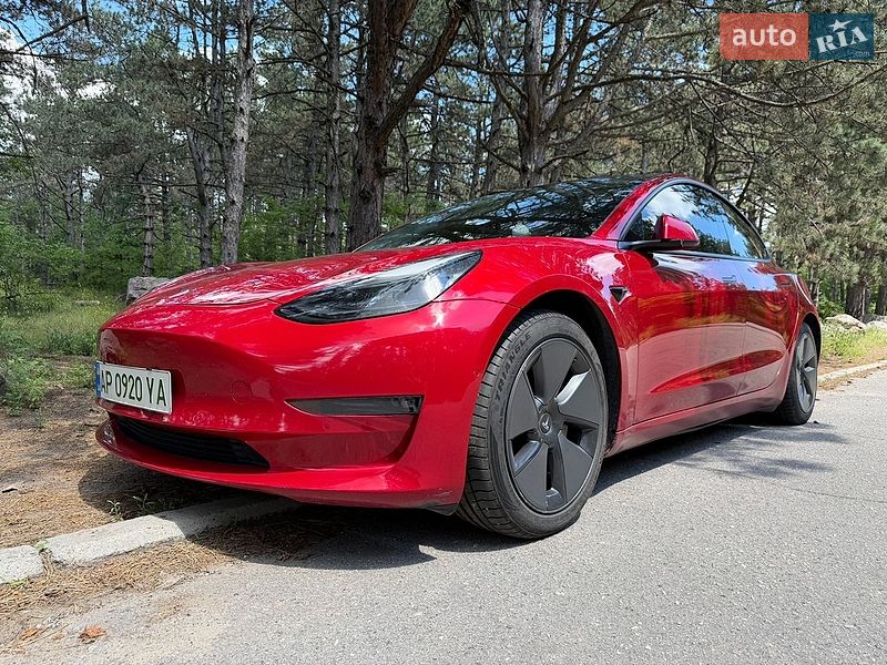 Tesla Model 3 2021