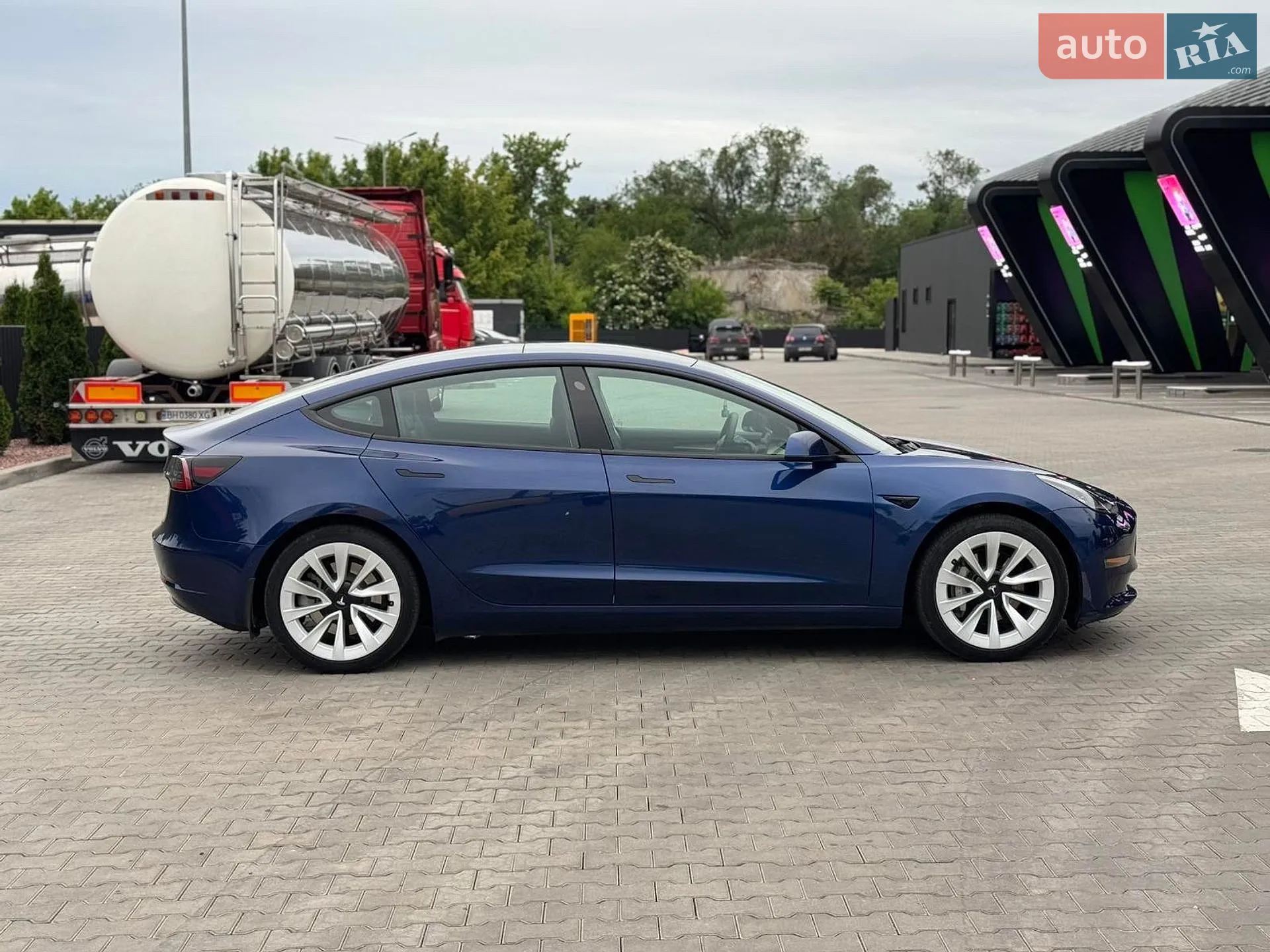2021 Tesla Model 3 - мініатюра 4