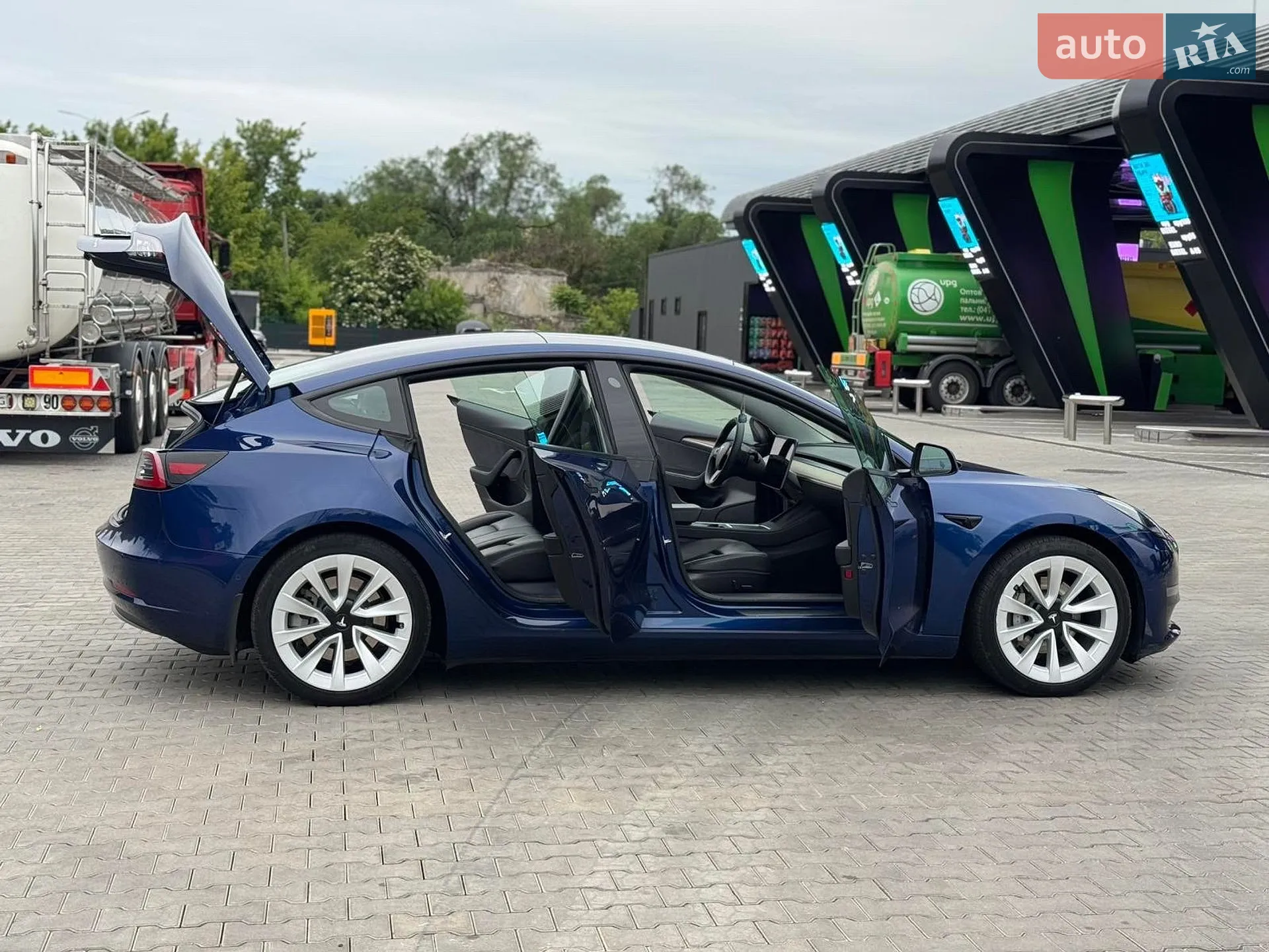 2021 Tesla Model 3 - мініатюра 19