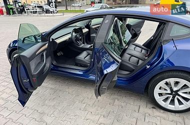 Седан Tesla Model 3 2021 в Одесі