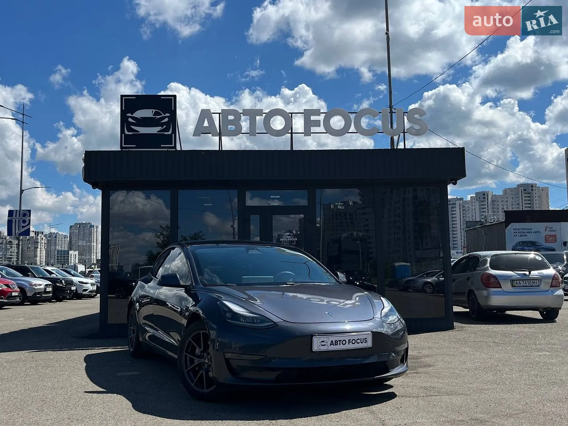 2021 Tesla Model 3 - фото 1