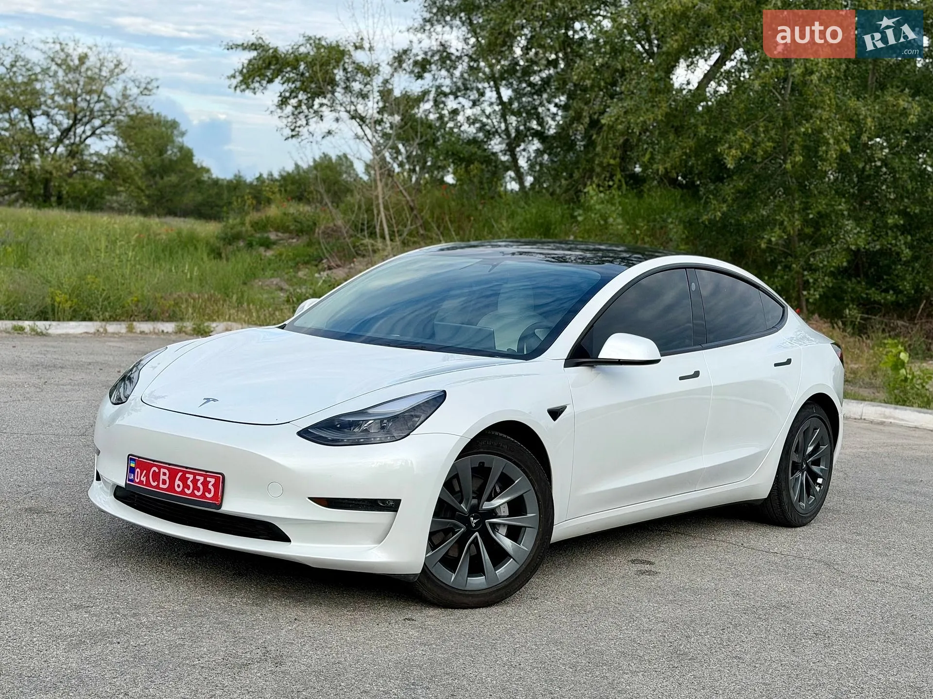 2023 Tesla Model 3 - фото 1