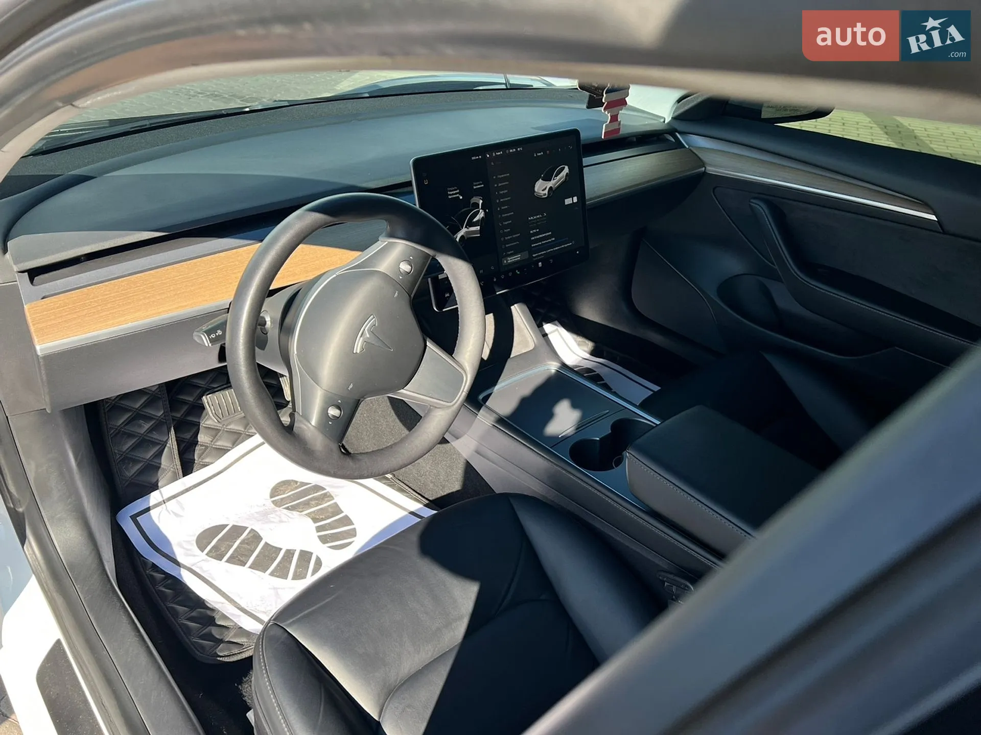2021 Tesla Model 3 - мініатюра 12