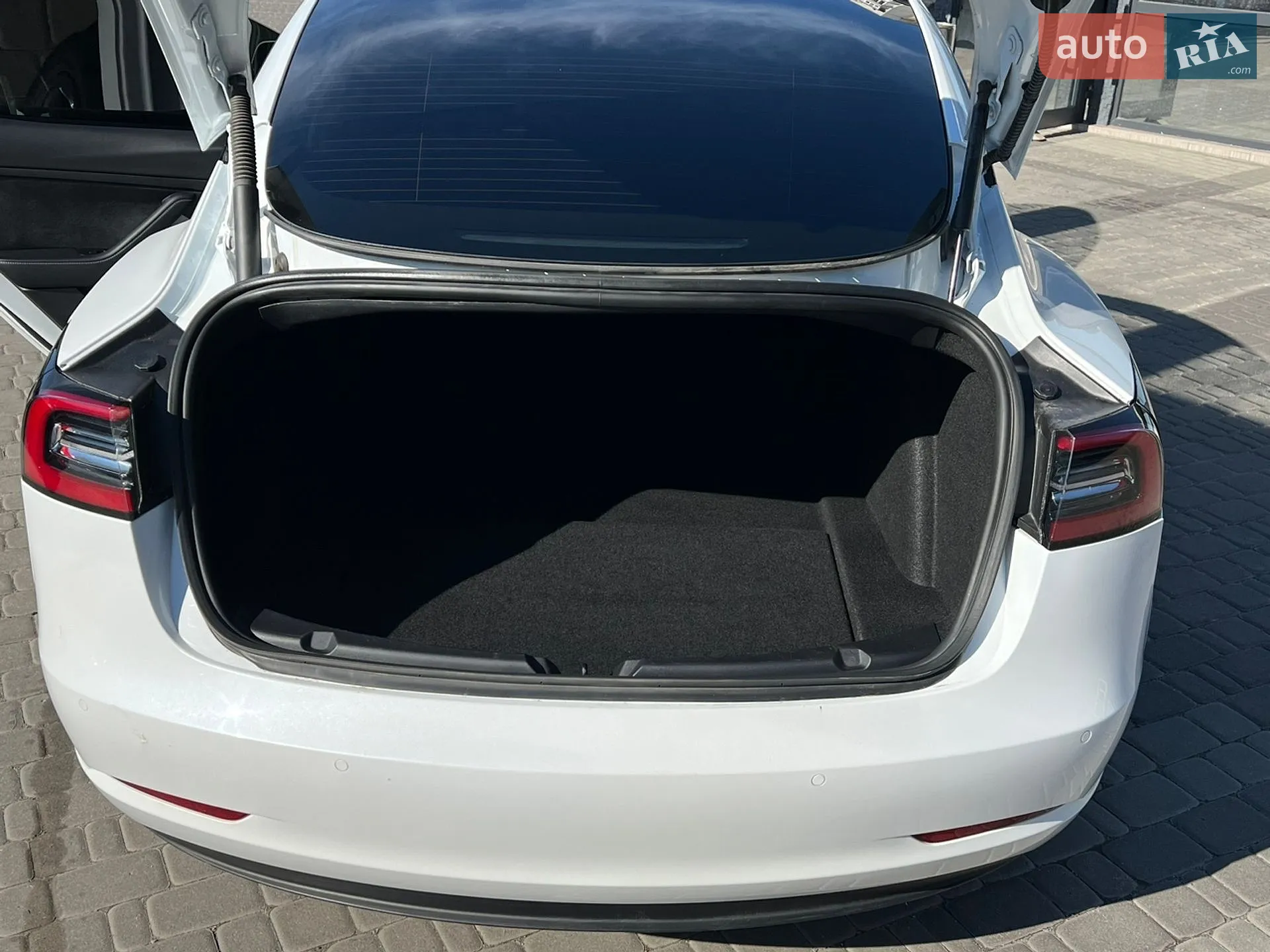 2021 Tesla Model 3 - мініатюра 17