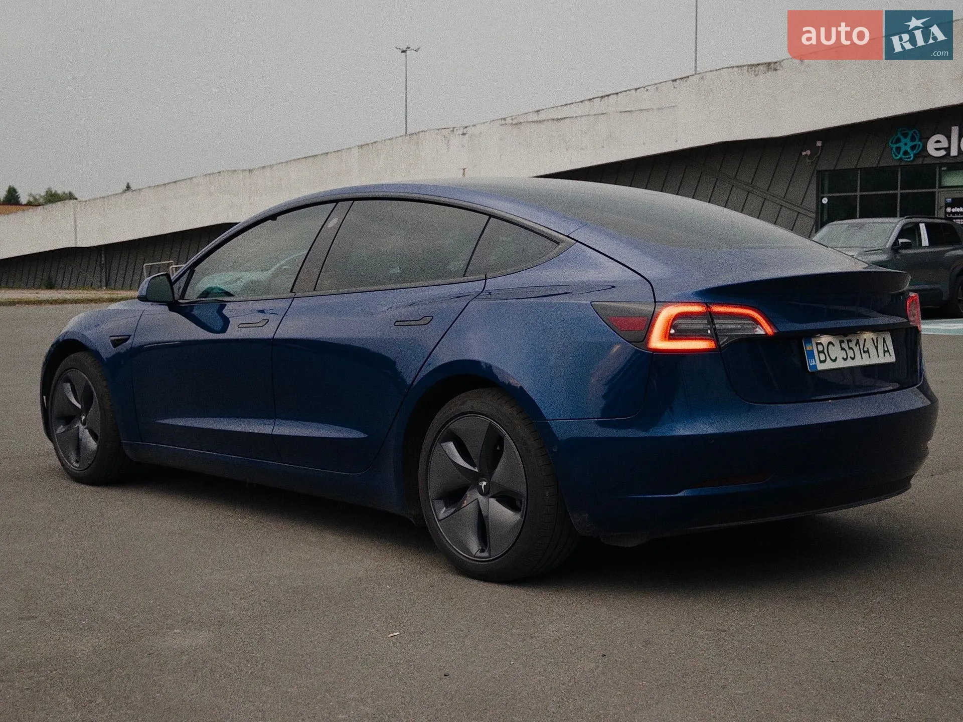 2019 Tesla Model 3 - мініатюра 4