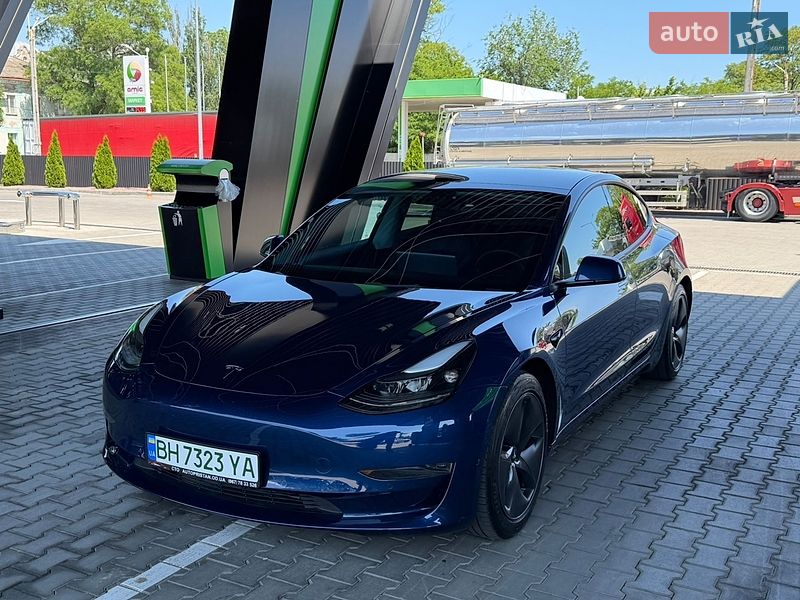 Седан Tesla Model 3 2021 в Одессе