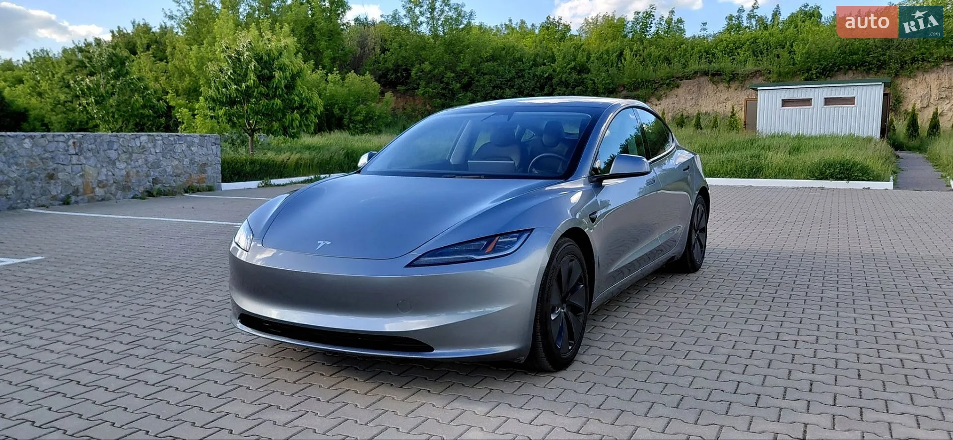 2025 Tesla Model 3 - мініатюра 5