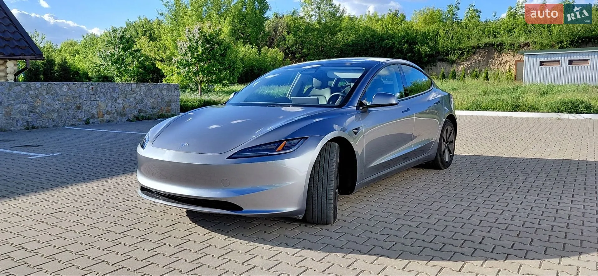 2025 Tesla Model 3 - мініатюра 7