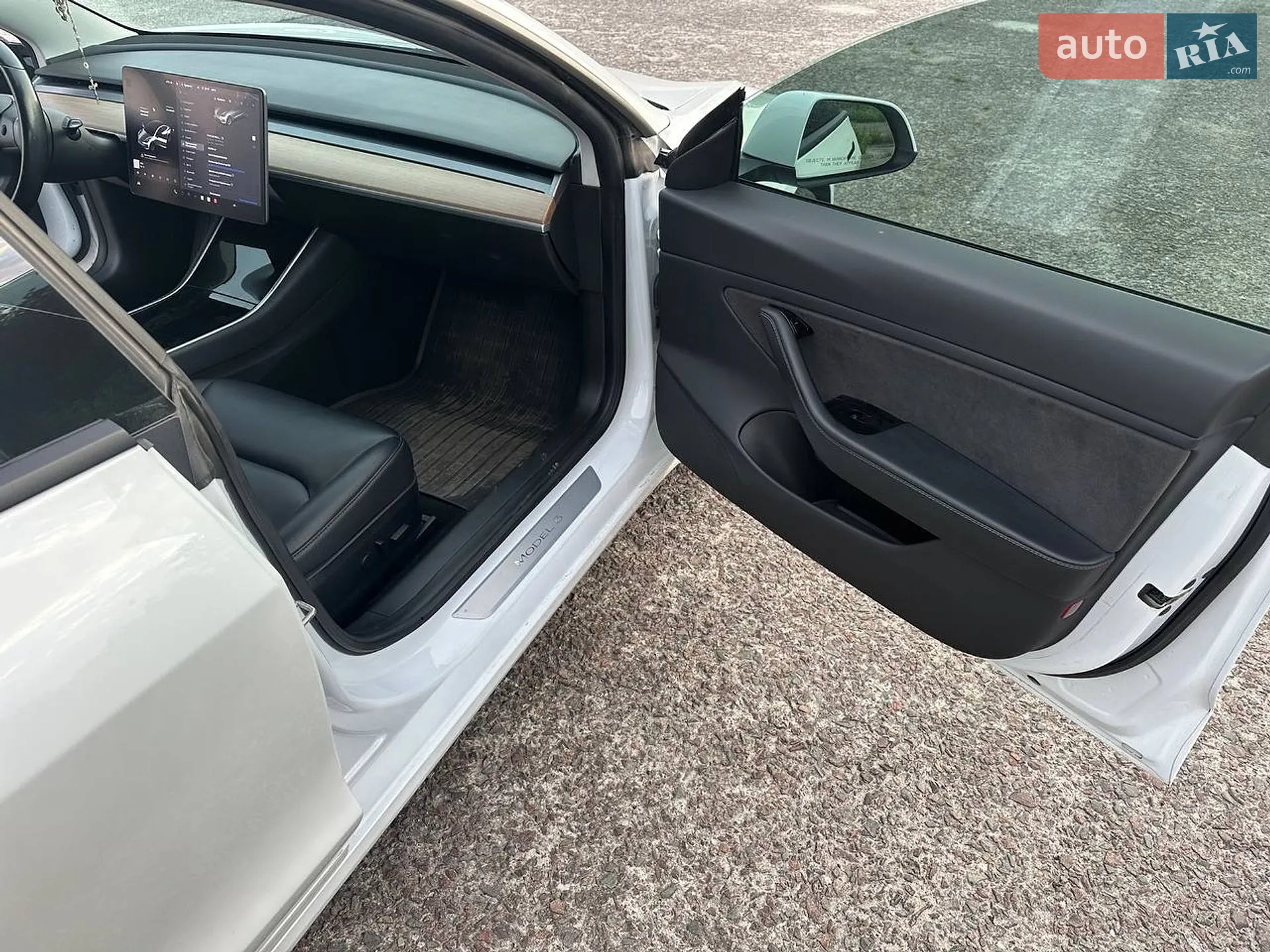 2019 Tesla Model 3 - мініатюра 9