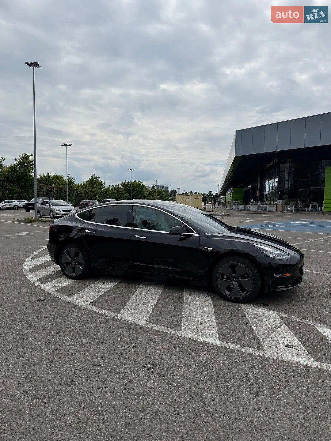 2019 Tesla Model 3 - мініатюра 10