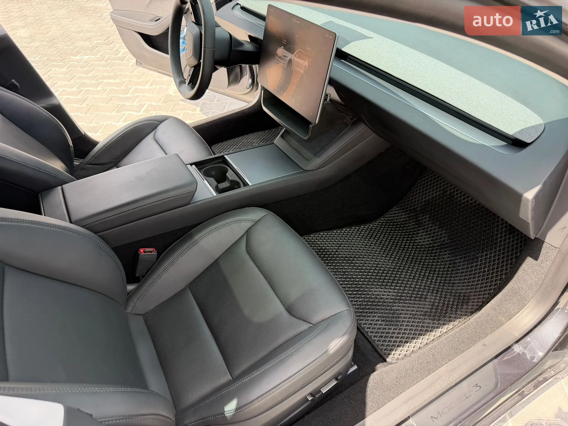 2024 Tesla Model 3 - мініатюра 18