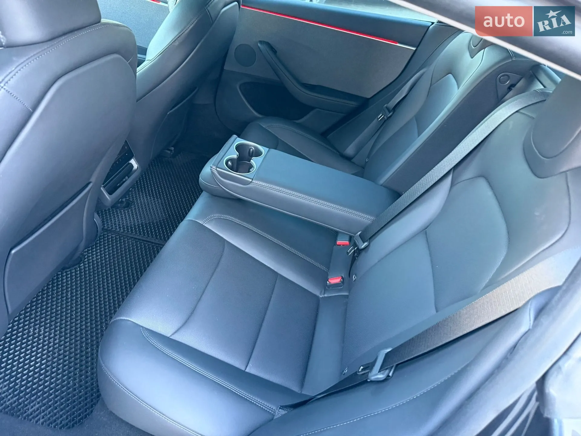 2024 Tesla Model 3 - мініатюра 33