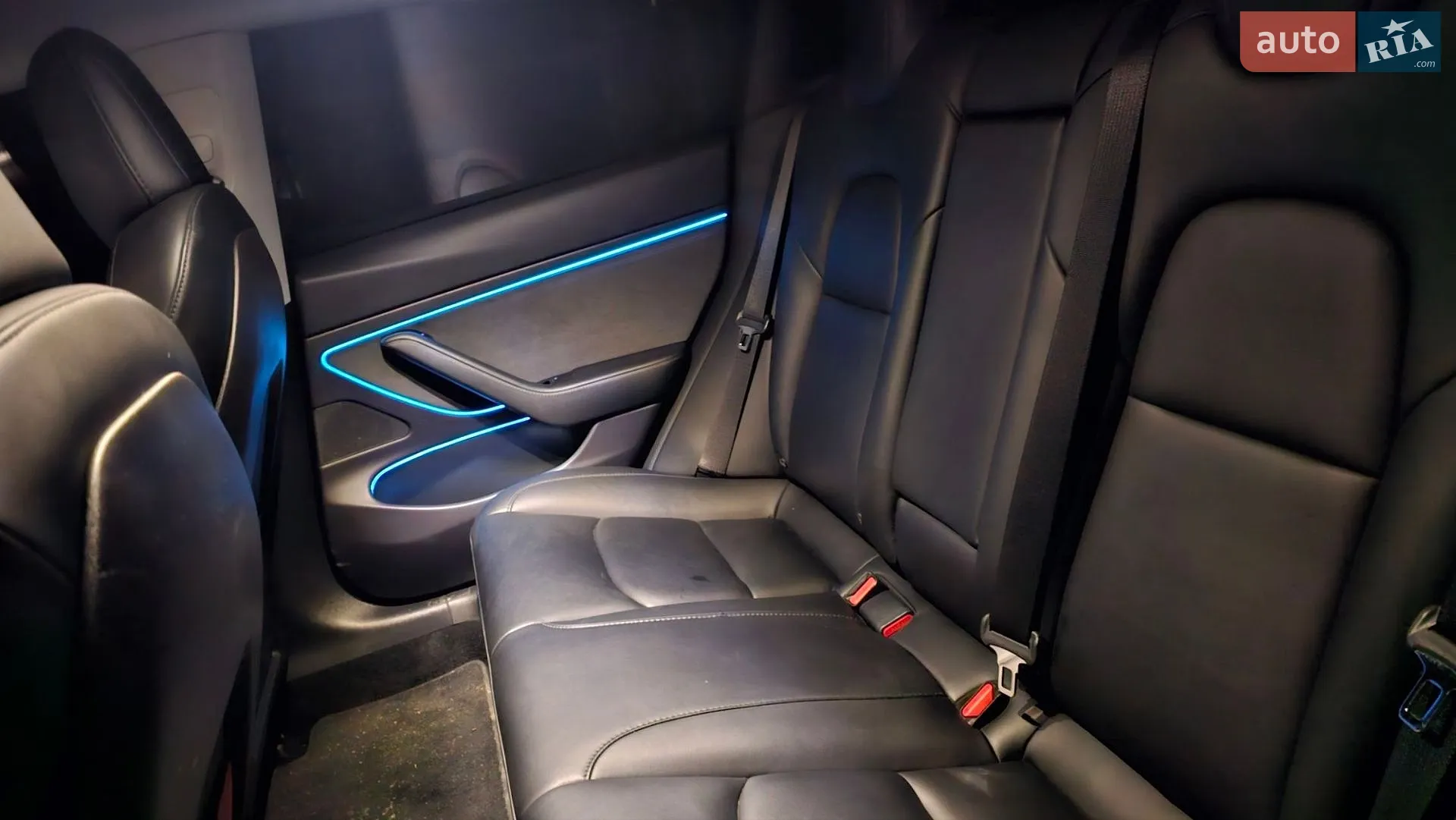 2019 Tesla Model 3 - мініатюра 4
