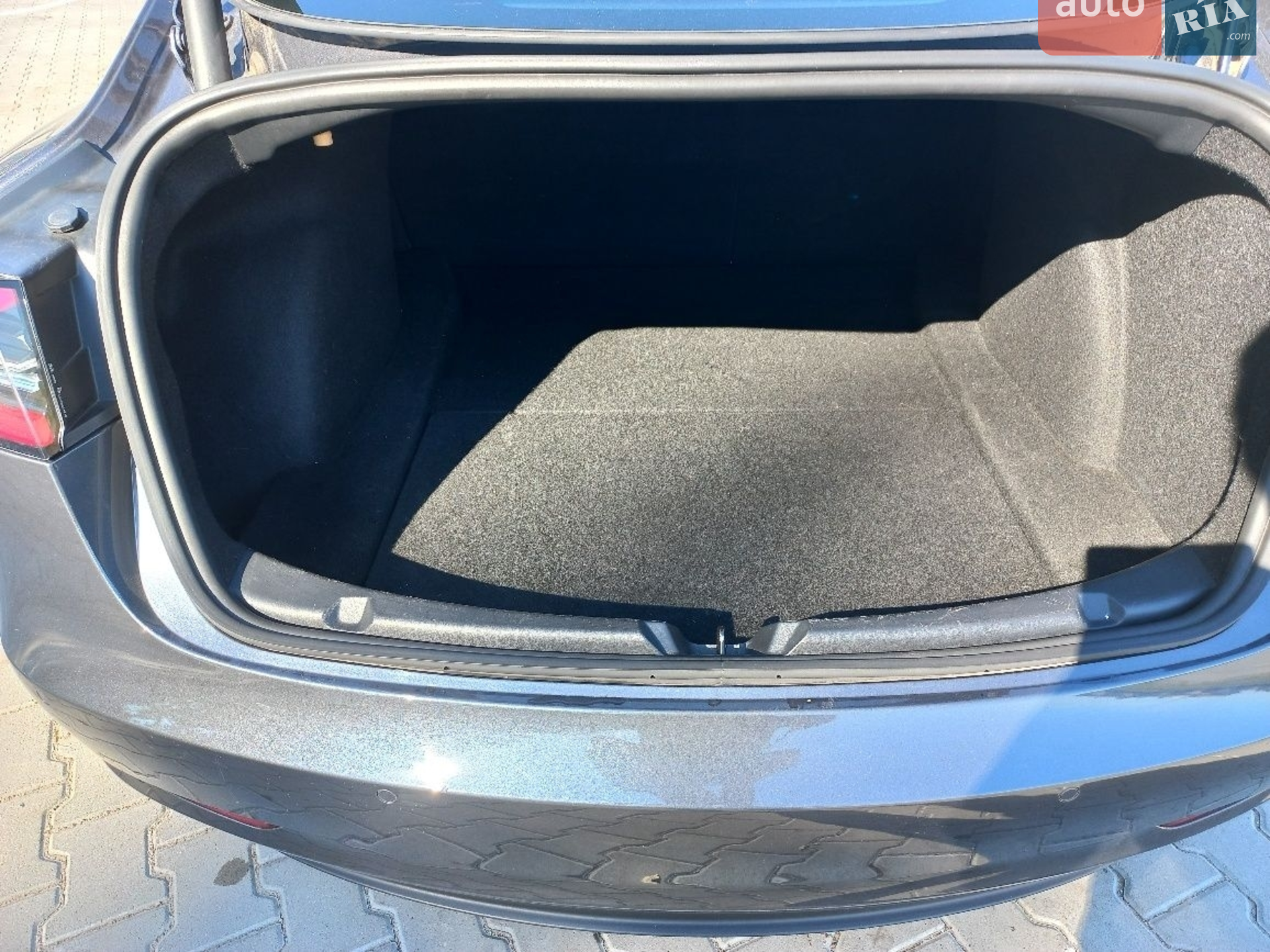 2022 Tesla Model 3 - мініатюра 12