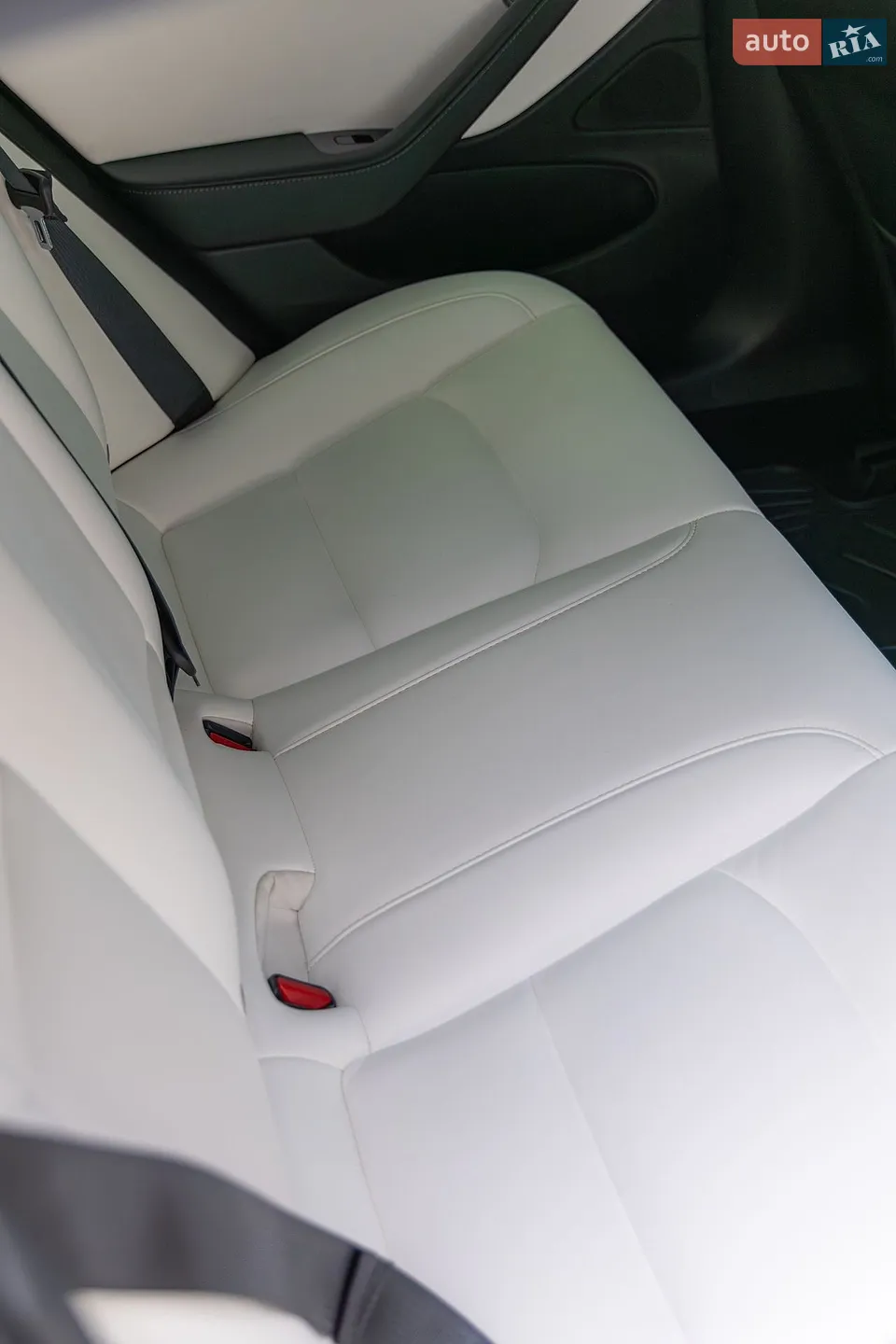 2019 Tesla Model 3 - мініатюра 32