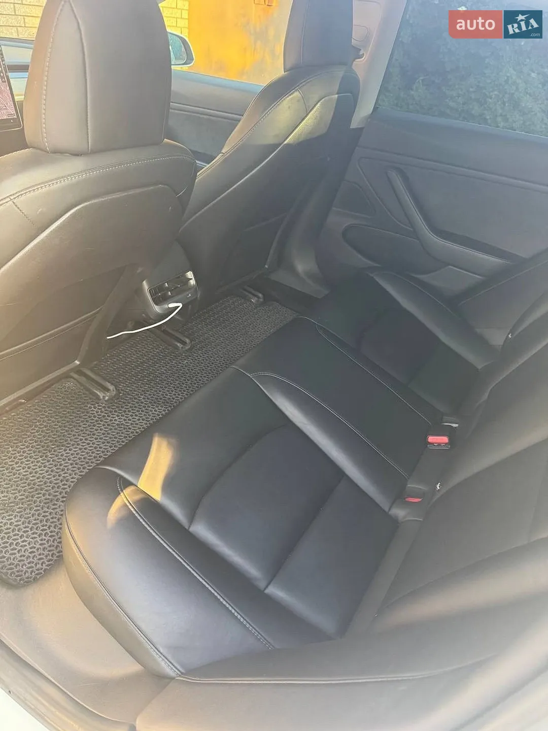 2018 Tesla Model 3 - мініатюра 5