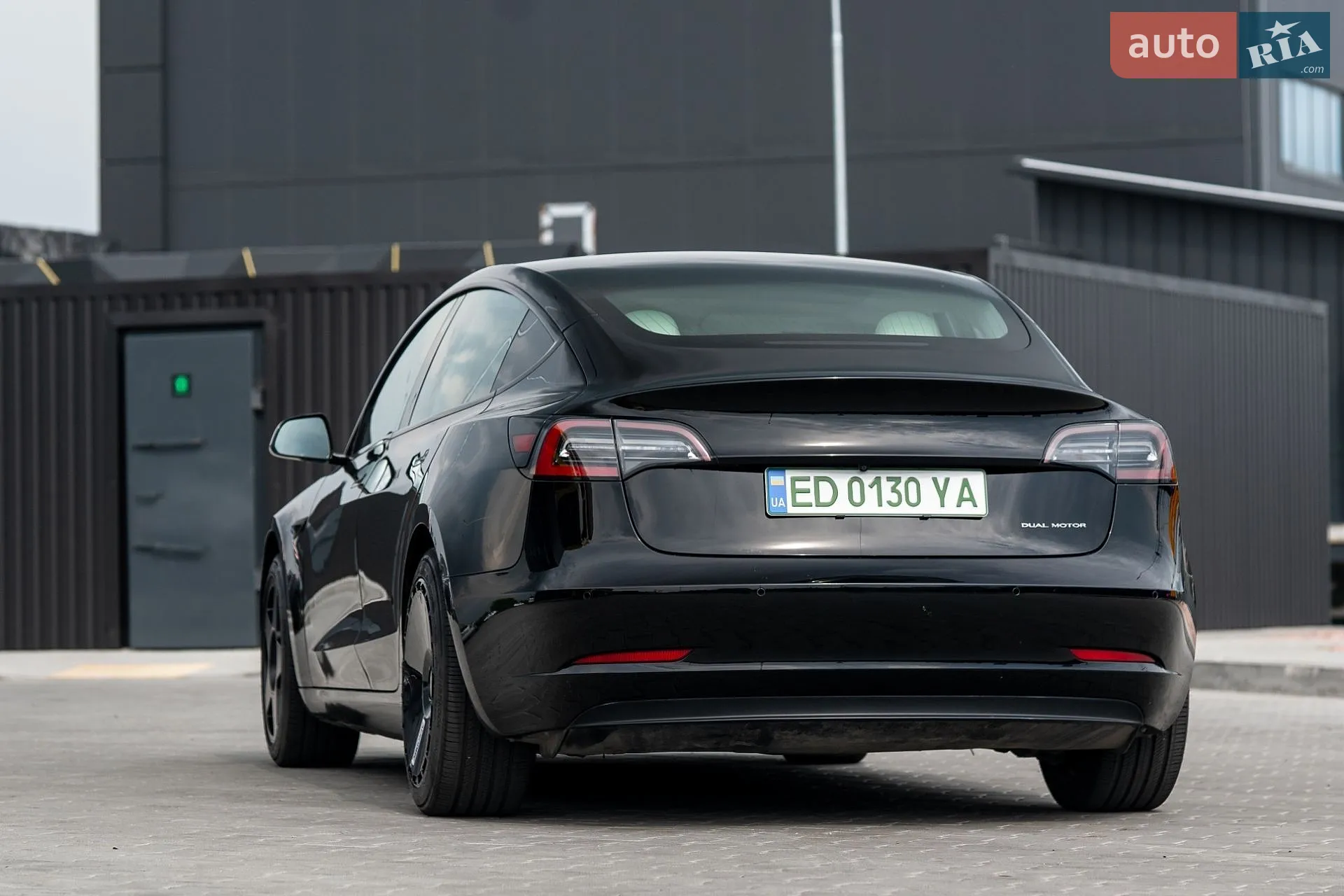 2018 Tesla Model 3 - мініатюра 10