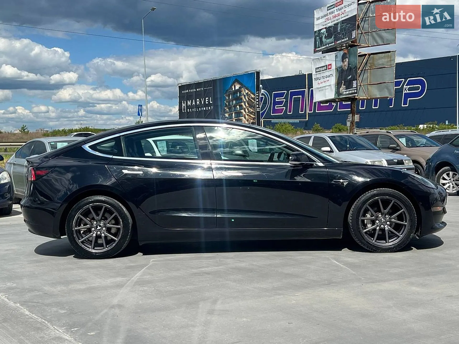 2018 Tesla Model 3 - мініатюра 9