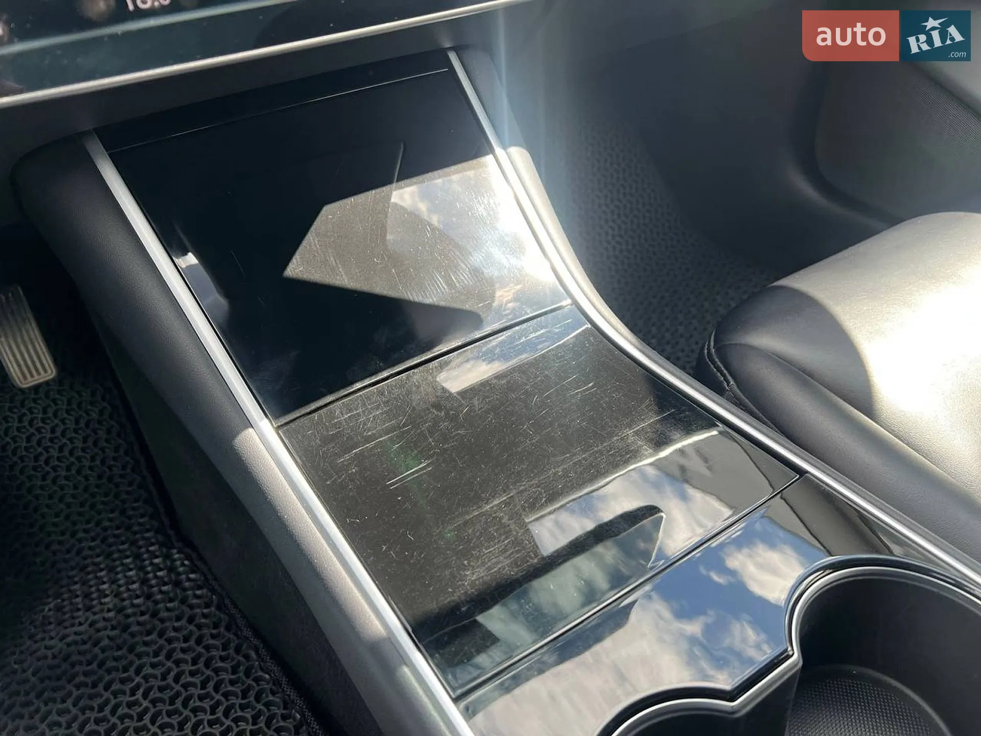 2018 Tesla Model 3 - мініатюра 31