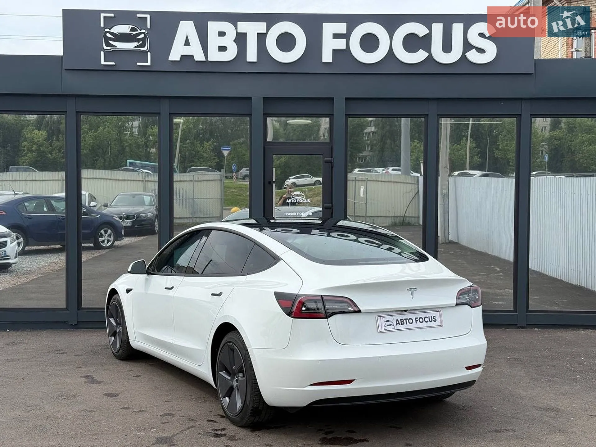 2022 Tesla Model 3 - мініатюра 8