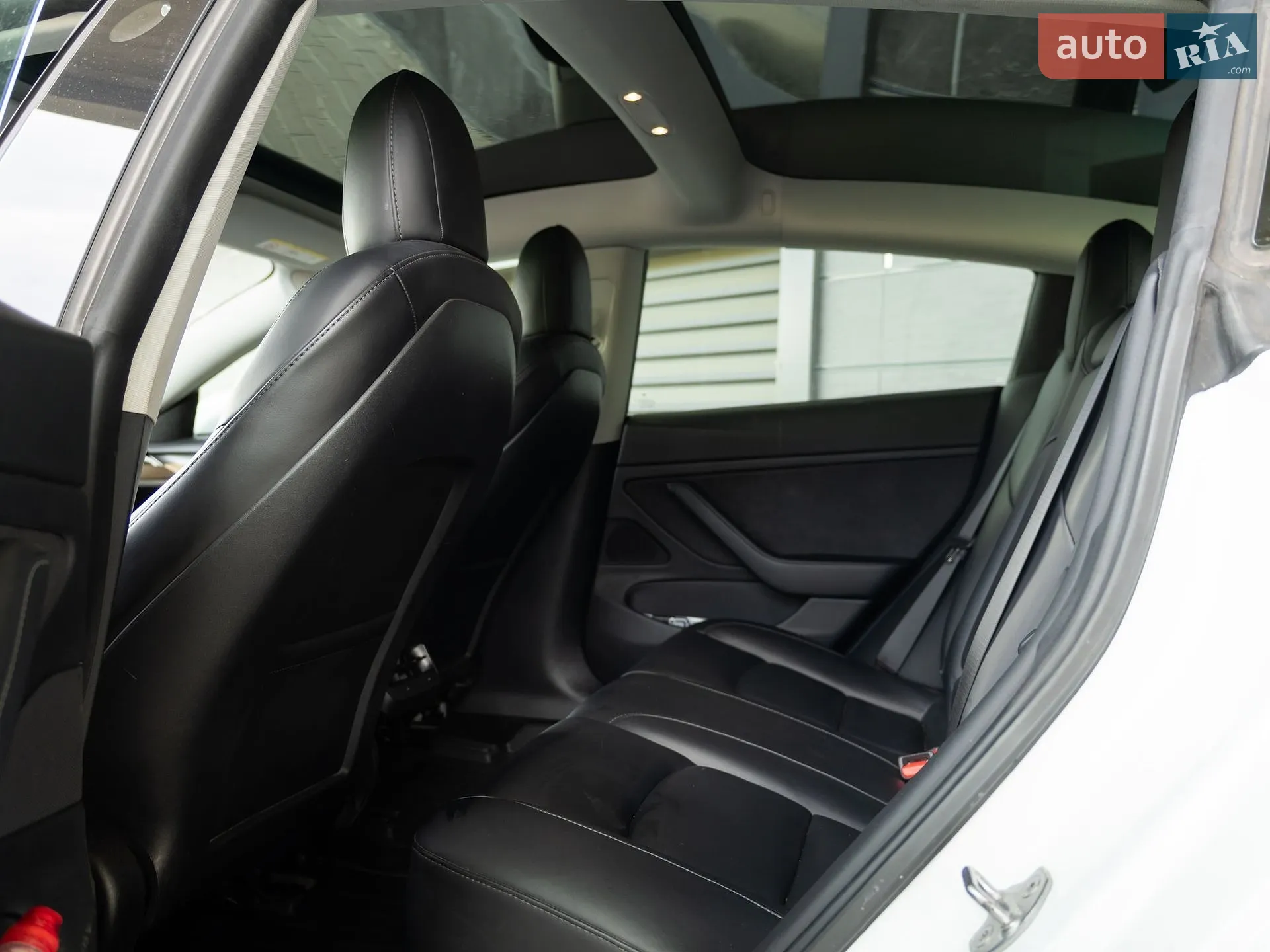2021 Tesla Model 3 - мініатюра 10