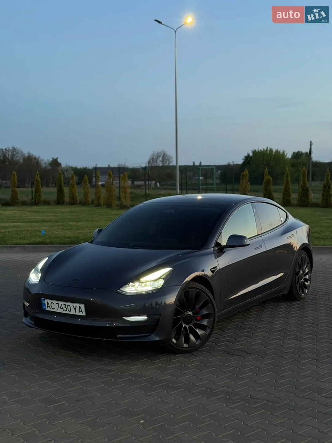 Tesla Model 3, 2021