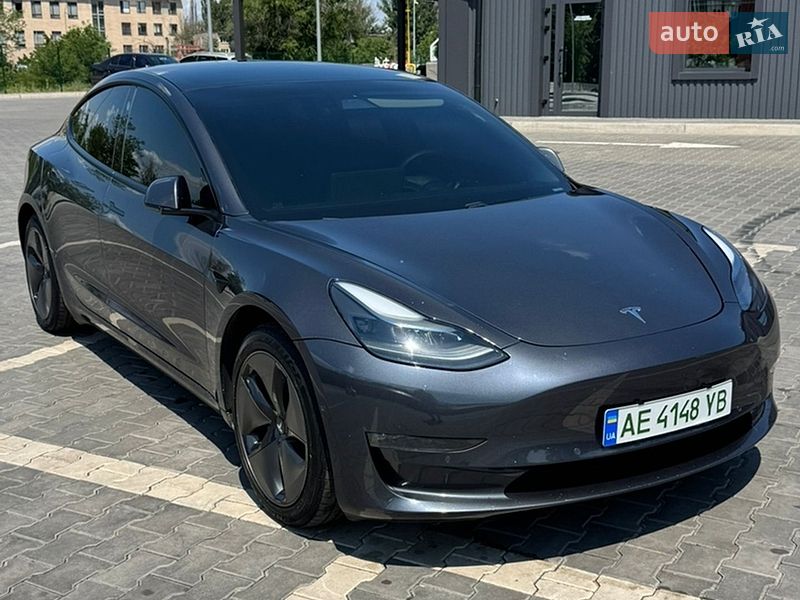 Седан Tesla Model 3 2021 в Кривом Роге Седан Tesla Model 3 2021 в Кривом Роге